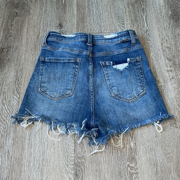 Risen size medium stretchy Distressed Blue Denim Shorts jeans - Picture 4 of 8